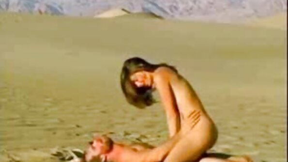 La bella signora sta scopando video porno sexy italiani il suo capo