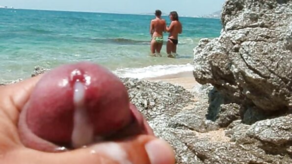 Le ragazze carine scopano un bel turista xxx video porno italiani gratis